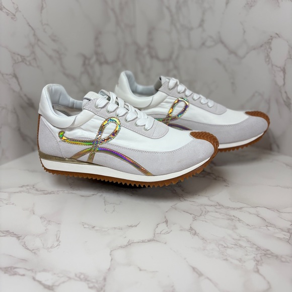 A-1CS-5: GYM SHOES: White & Tan Sneakers w/Iridescent Ribbon Accent, Unisex,NWOT - Picture 11 of 16